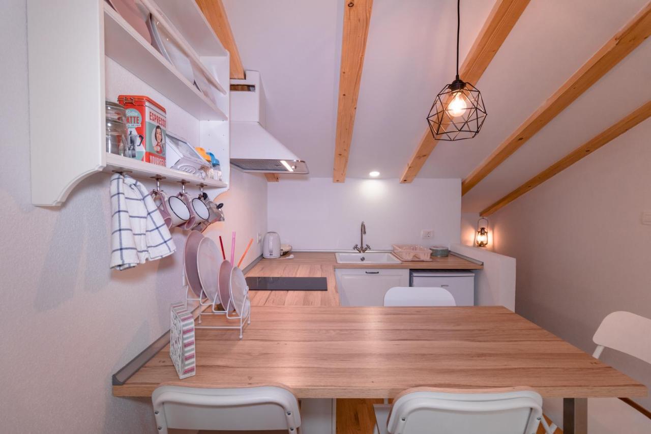 Apartments Pia ไพราน ภายนอก รูปภาพ